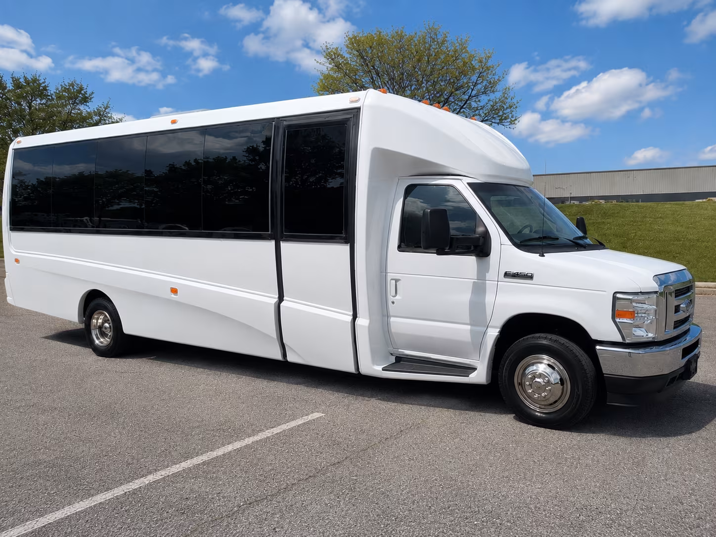 charter buses to dos equis pavilion and starplex ampitheatre shows
