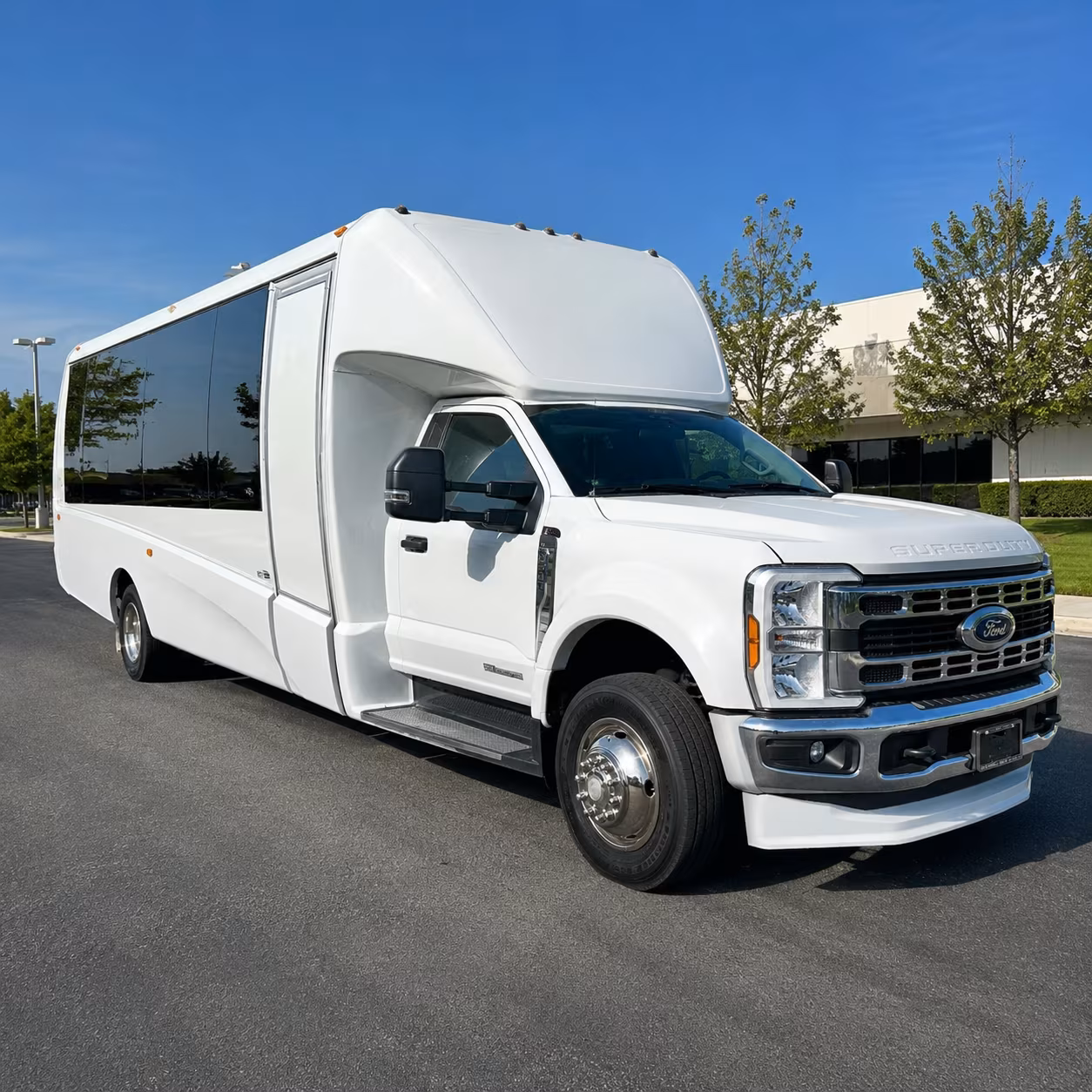 find the perfect transportation for your next corporate event 3