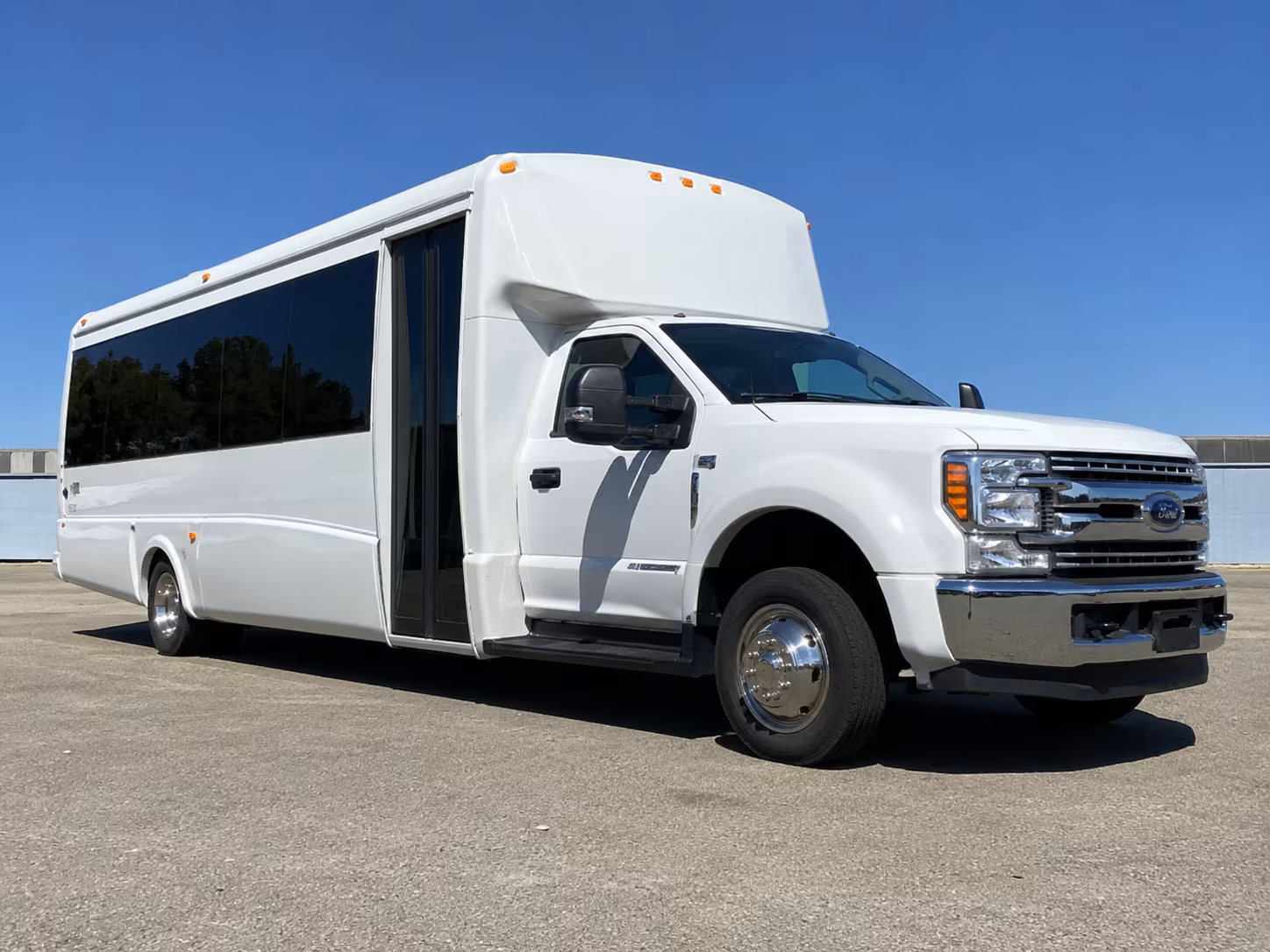 find the perfect transportation for your next private event 5