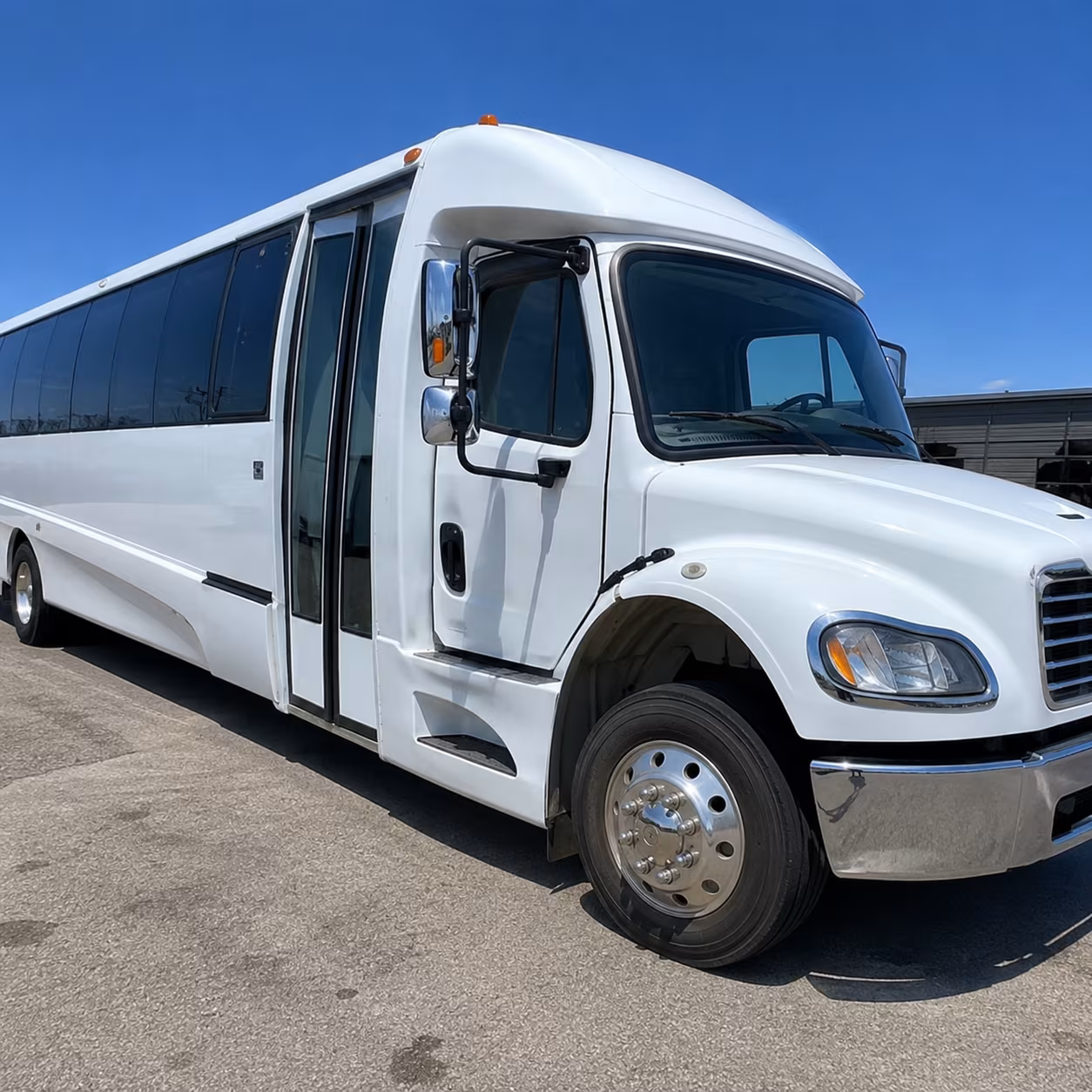 hotel to venue shuttle buses for flower mound corporate groups