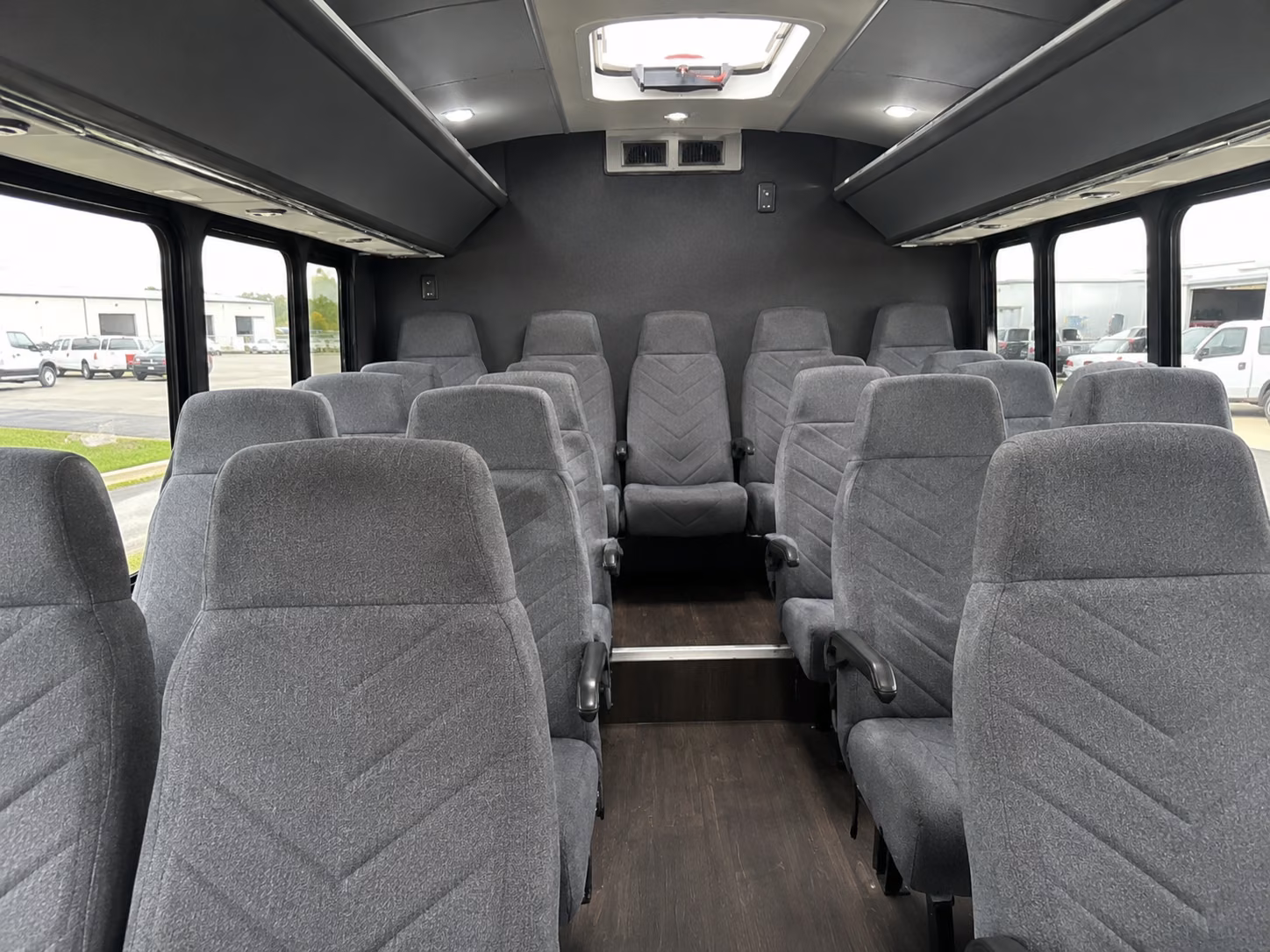 minibus rentals for small group winery tours near flower mound
