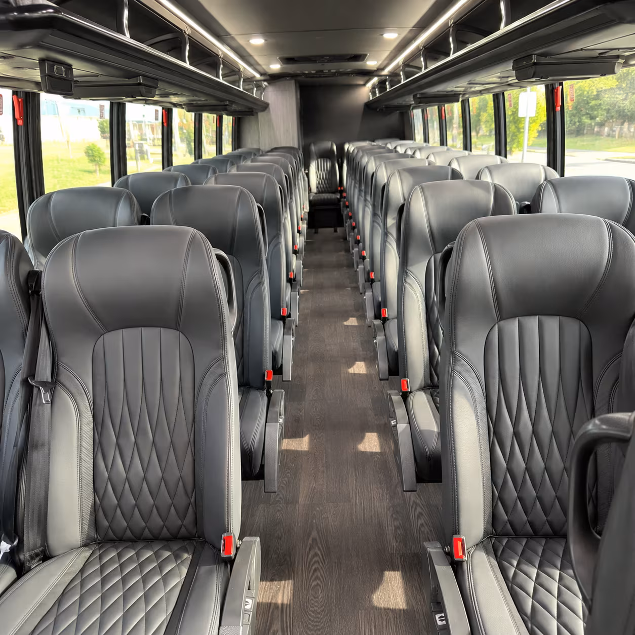 wine tour bus rentals in flower mound for birthday and special occasion groups